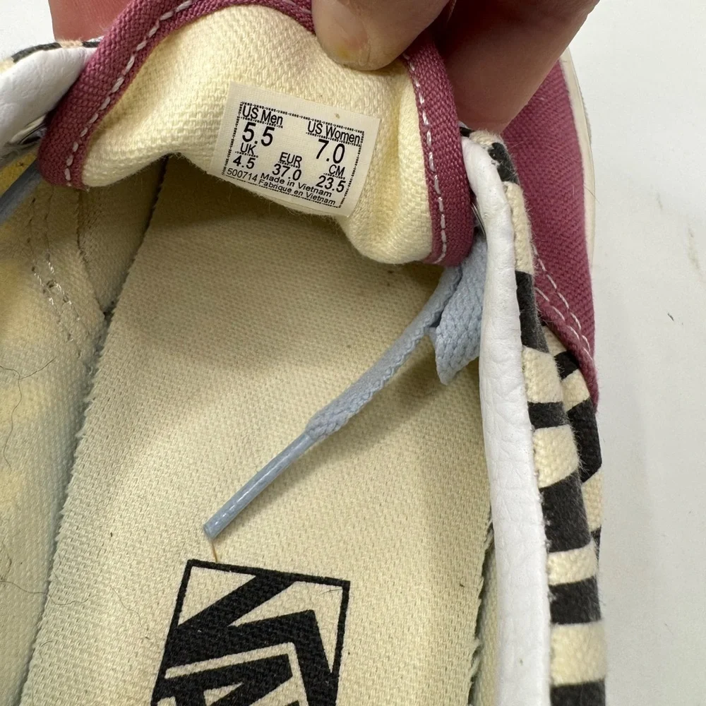 Vans rare‎ Mismatched casual skate shoes W7 M5.5